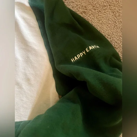 100% organic Cotton UNISEX
Fading Forest Hoodie With Oversized Hood - Picture 4 of 6